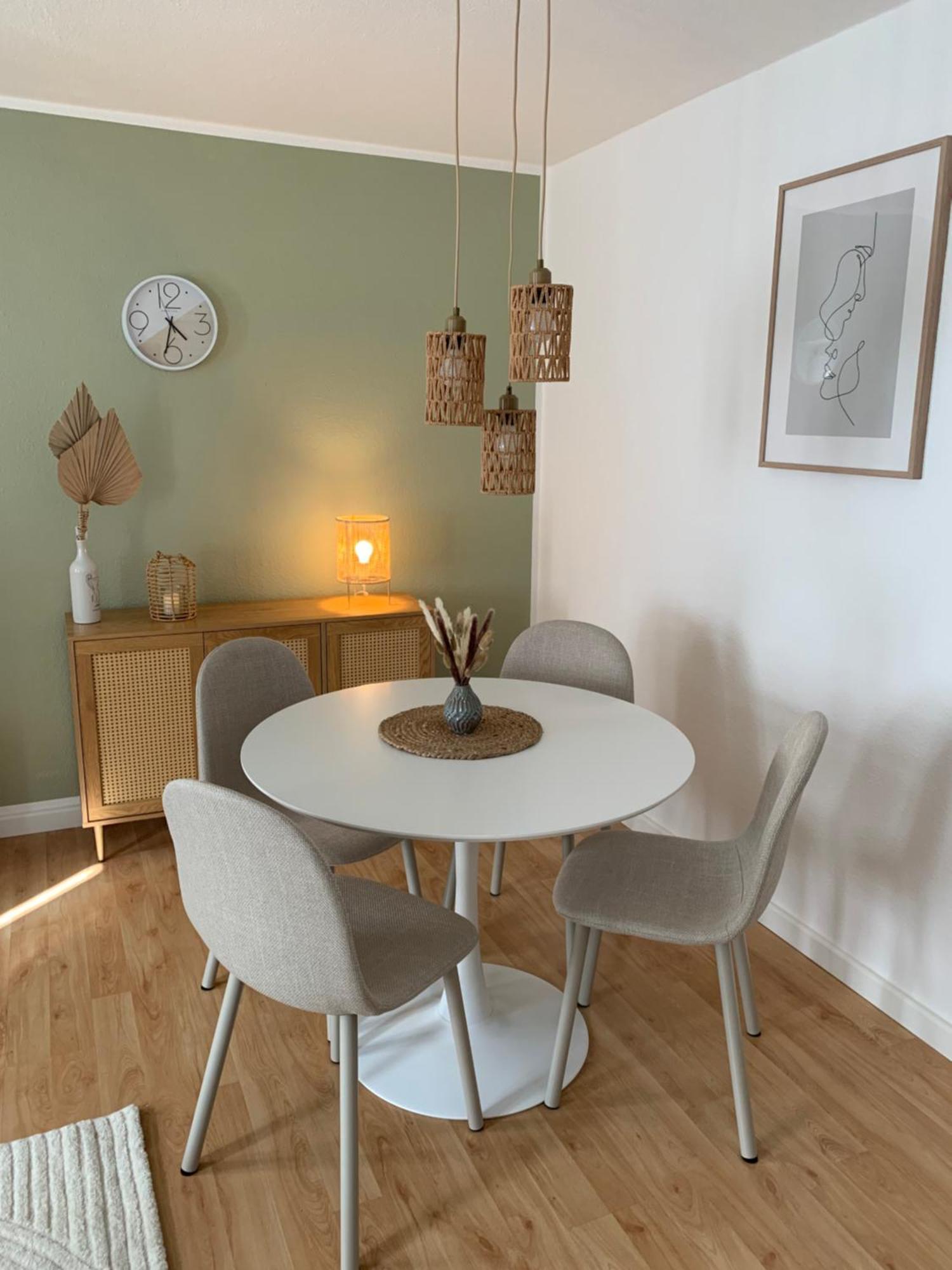 City-Apartment Mit Parkplatz & Fahrradraum! Nur 300M Zum Stadthafen 什未林 外观 照片